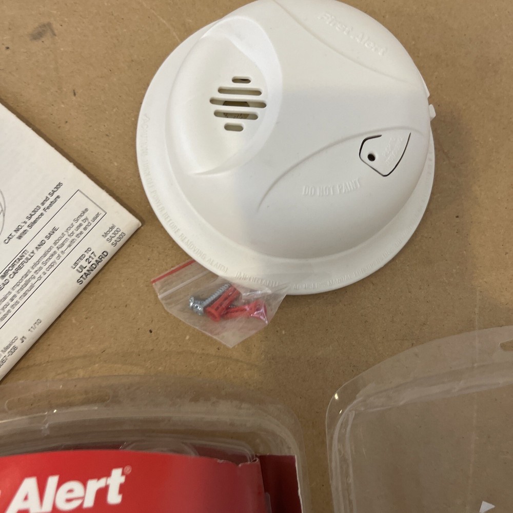 First Alert Smoke & Fire Alarm With Mute