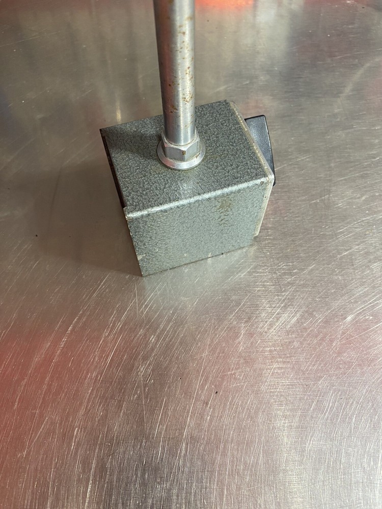 Mitutoyo 7012 Magnetic Base Stand