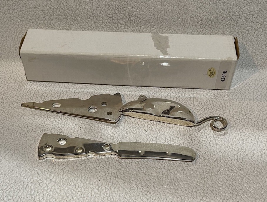 Spatula with Mouse Shaped Handle & Cheese Knife with Cheese Handle with Box