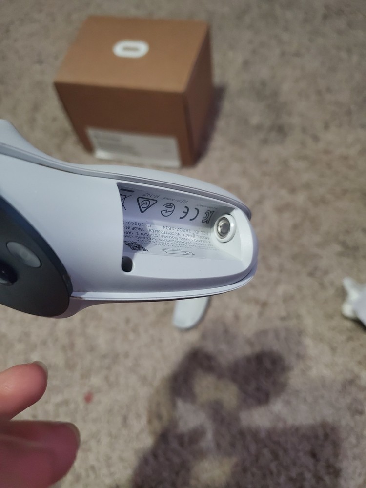 Meta Quest 2 Controller RIGHT Hand Only RING RBROKEN