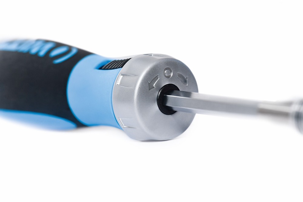 WITTE PRO BITDRIVE RATCHET Multi bit Ratcheting Screwdriver - 6 Bits
