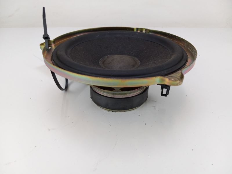 FRONT PASSENGER SPEAKER fits LAND ROVER DISCOVERY 2004