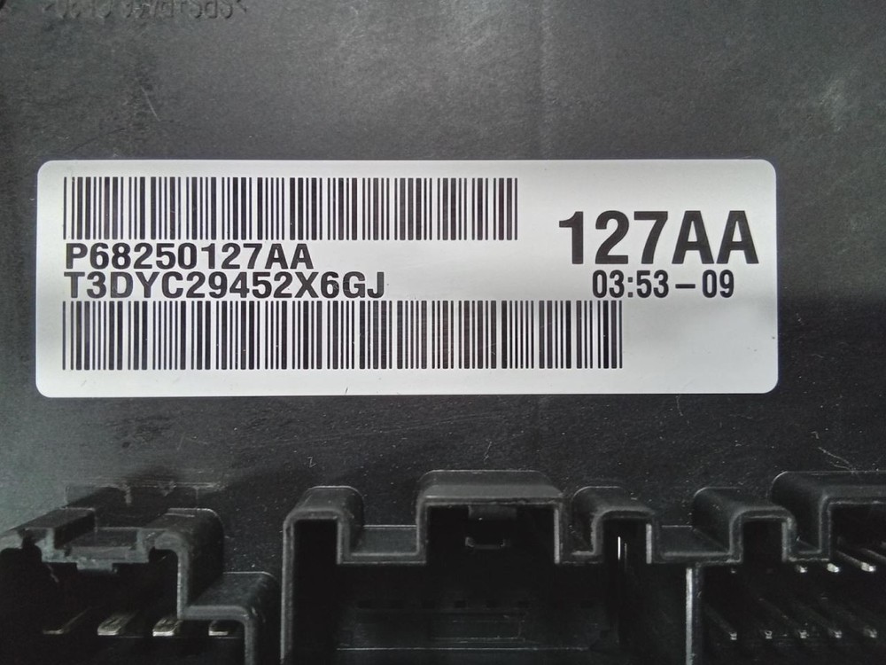 2016-2018 Dodge Ram 1500 Classic Transfer Case Control Module 68250127AA
