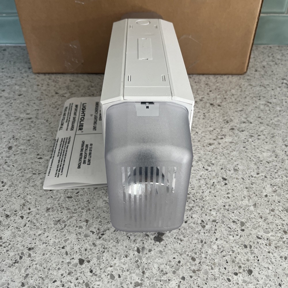 Lightolier Emergency Light E1 Series Model E118LT9W (Read Description)
