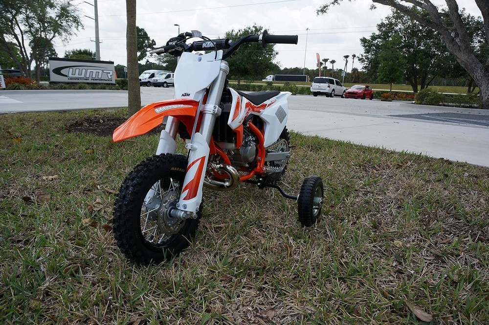 Universal Fit Training Wheels for Motorcycles=