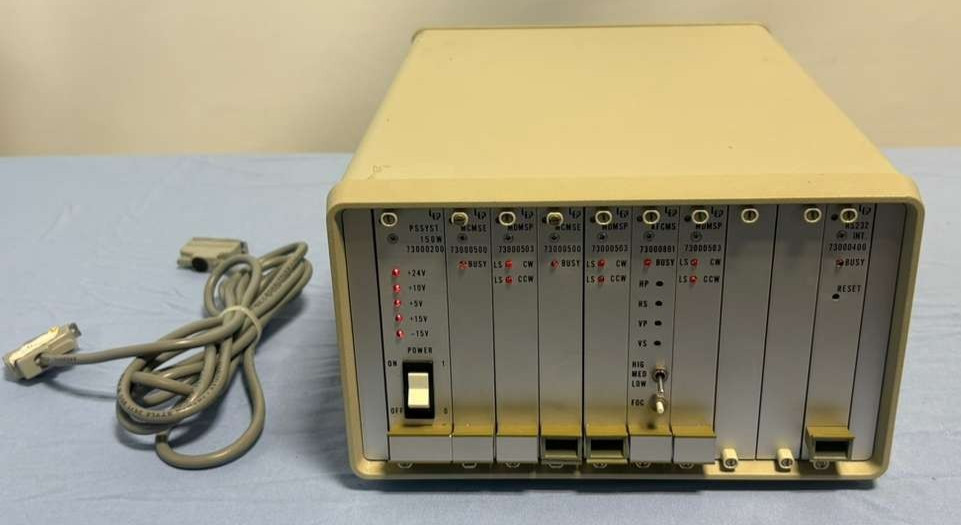 LEP Ludl Electronic Products Interface Controller Chassis 73000101 w/ Modules