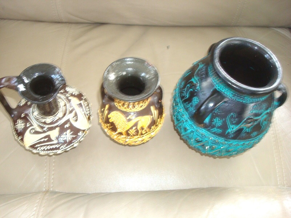 3 VINTAGE DECORATIVE VASES