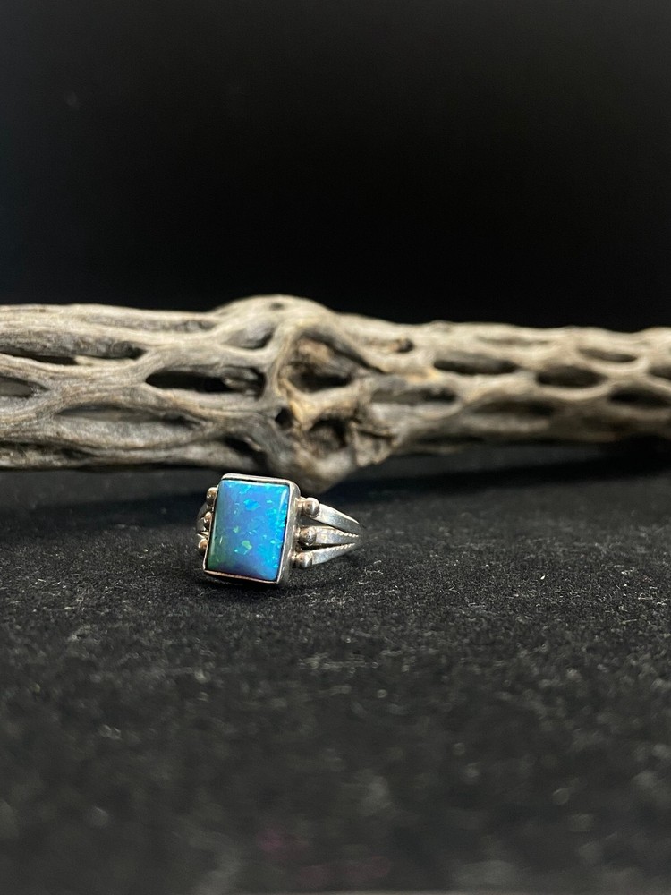 Native American Navajo square blue fire opal Sterling Silver Ring Size 7