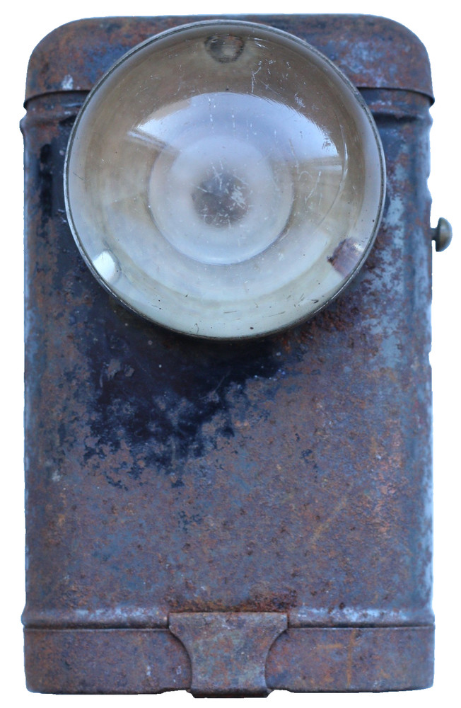 WWII WW2 GERMAN WEHRMACH ORIGINAL FLASHLIGHT (Y26-01)