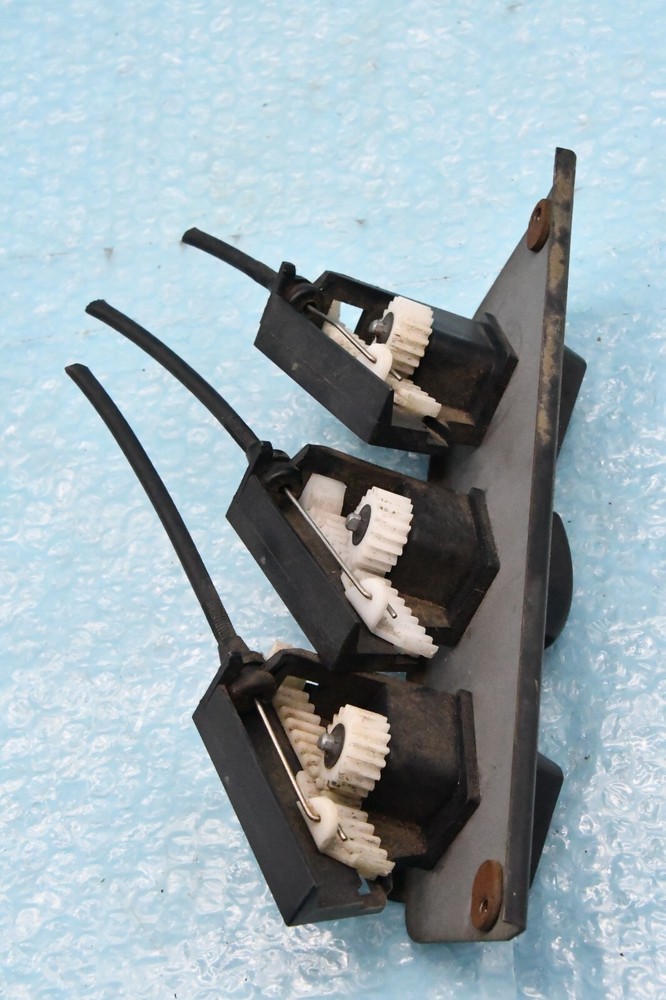 ✅ 1997-2002 Thomas Built School Bus A/C Climate Control Face Knobs OEM