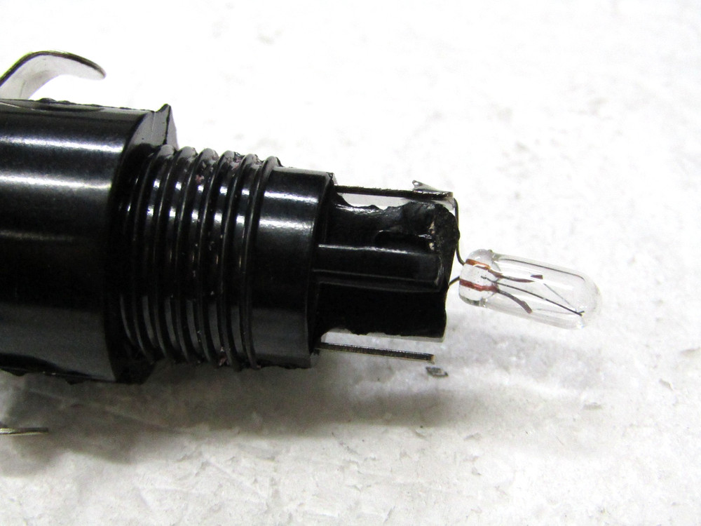 Cigarette Lighter Plug Replacement 2A Fuse Rubber Boot Red Lighter Back Bakelite