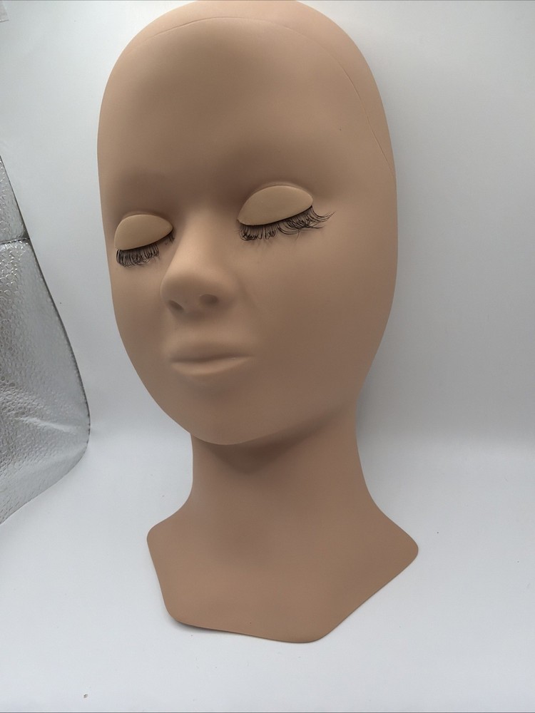 Lash Mannequin Head Practice Head for Eyelash Extensions and Make Up