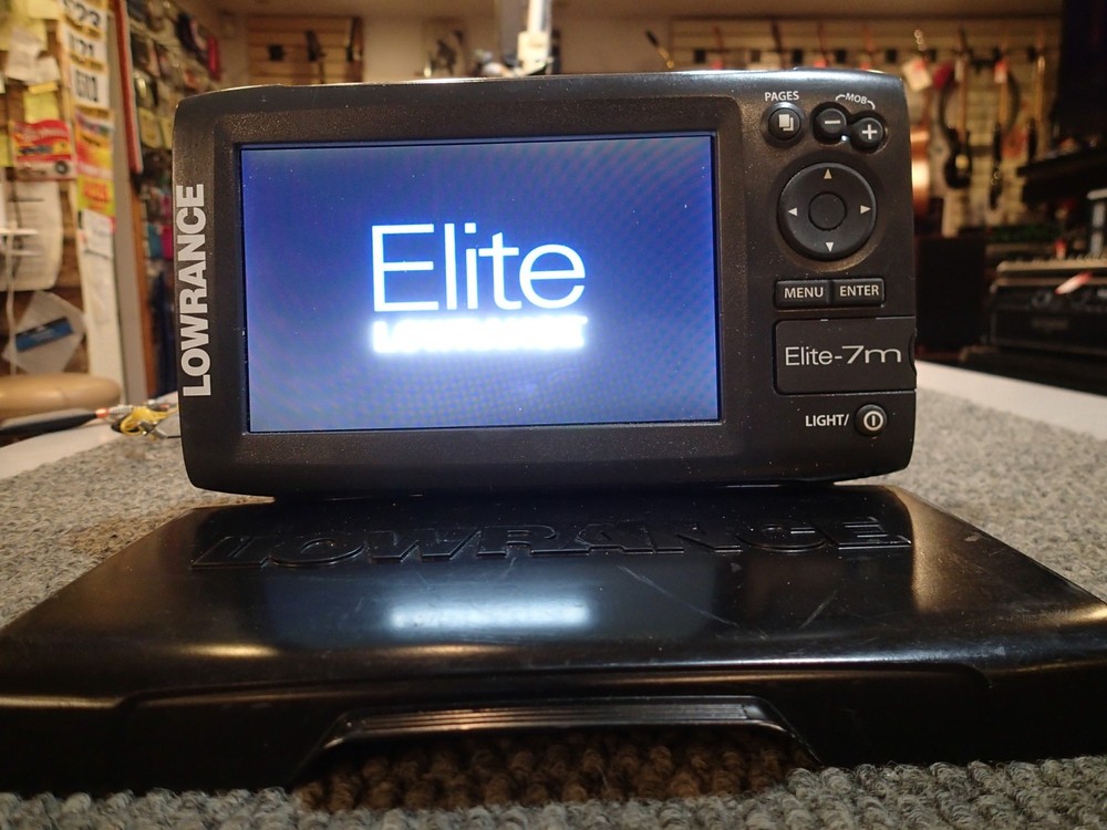 Lowrance Elite-7m Chartplotter Head Unit w/Suncover & Mount