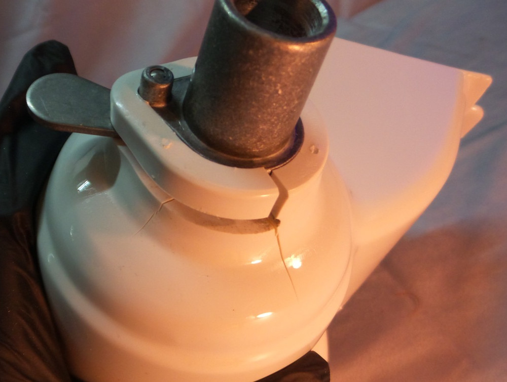 KitchenAid Rotor Slicer/Shredder Attachment, model RVS-A (READ DESCRIPTION)