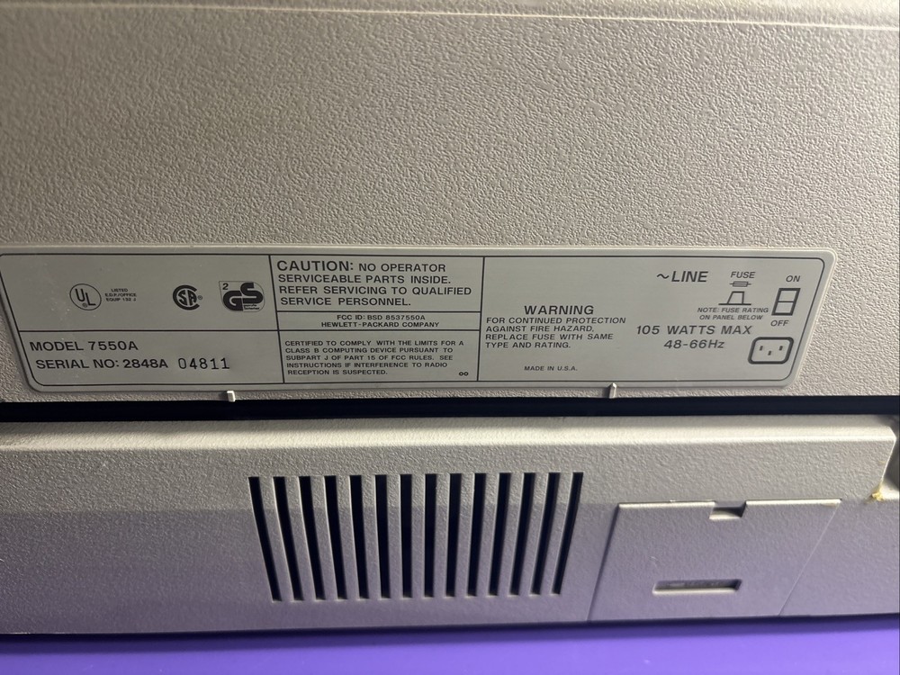 Hewlett-Packard HP 7550A graphics plotter with power cord