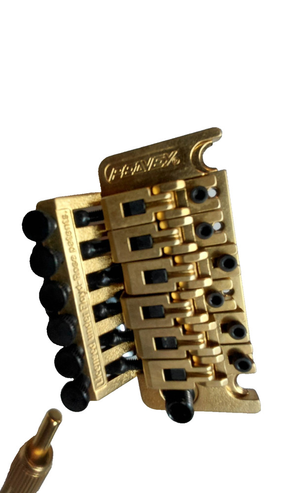 Peavey Gold Tremolo Kit w/hardware. Factory replacement for V Type.