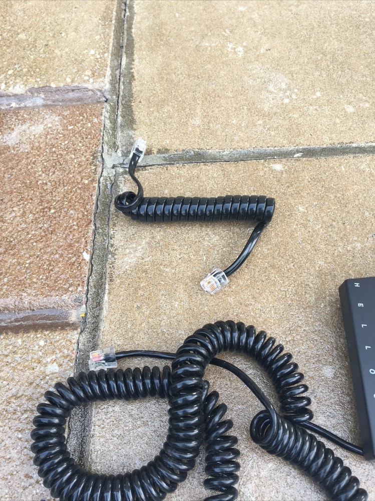 Hello Direct 6560 PRO Phone Headset Amplifier- Cables included