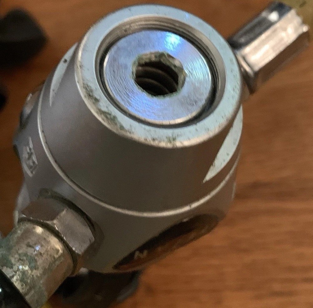 AquaLung 🇺🇸 US Divers Titan LX Scuba Dive Regulator Pro Tech Pony