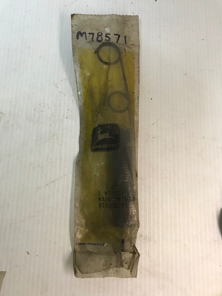 M78571  GENUINE John Deere  EXTENSION SPRING