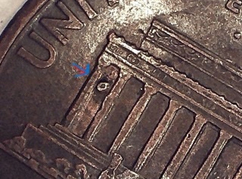 1993 d mark penny with die error between colums