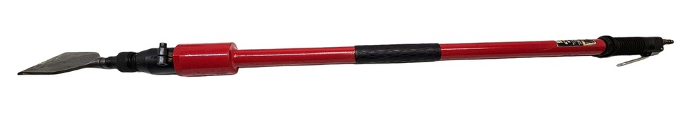 CENTRAL PNEUMATIC 42" LONG REACH AIR SCRAPER