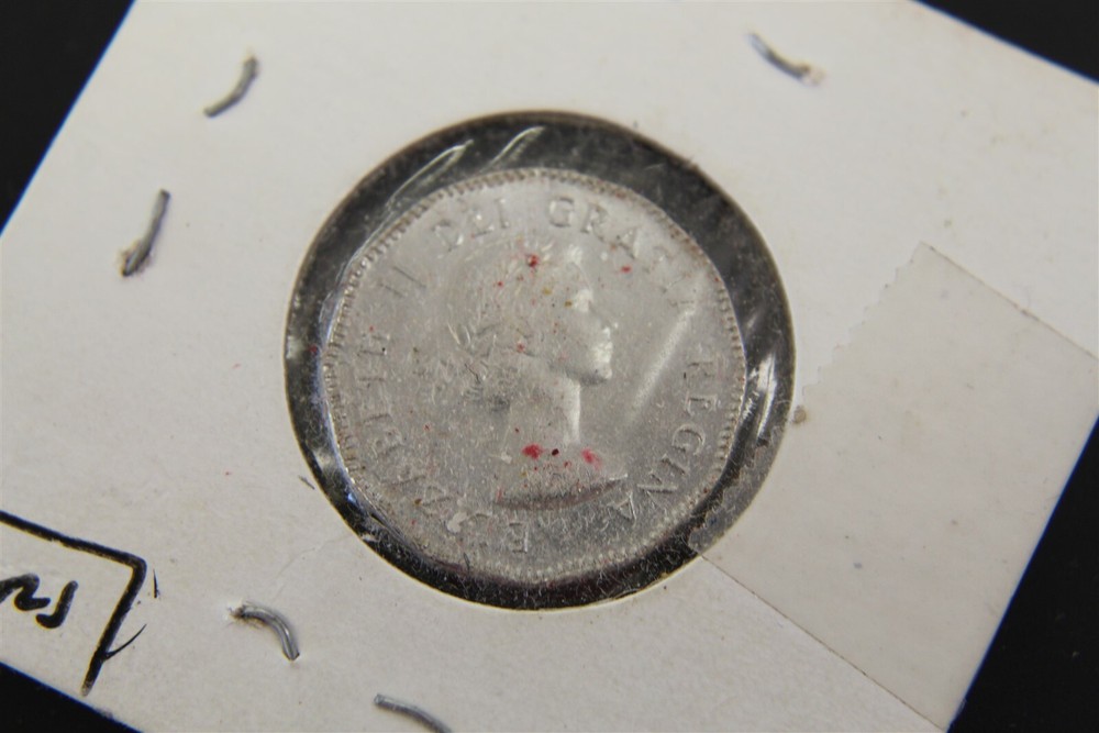 CANADA 5 CENT 1953 NSF FAR LEAF