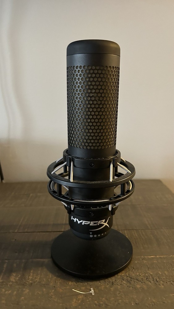 HyperX QuadCast USB Gaming Microphone – Shock Mount, Tap2Mute, Great Condition