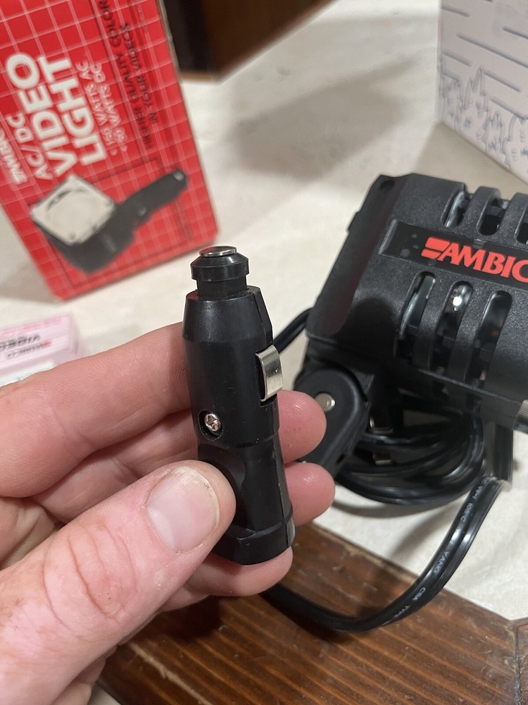 ambico ac/dc video light