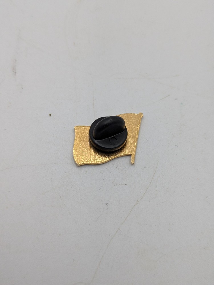 Connecticut State Flag Lapel Pin