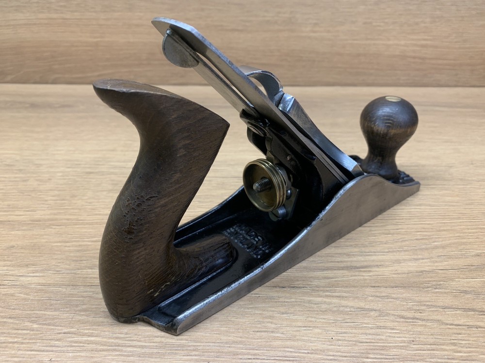 Vintage Stanley Bailey Plane - No 4 Nice Condition