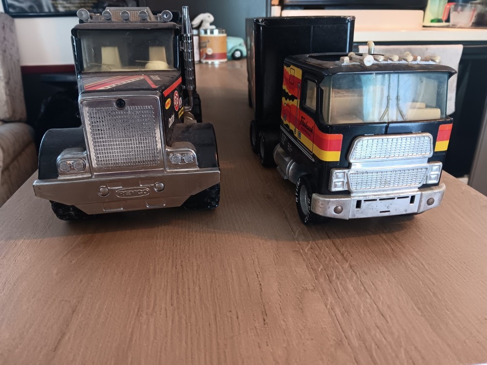 Firehawk Trucks