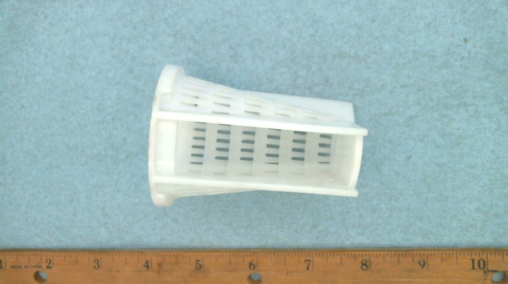 Volvo Penta 831910 Strainer