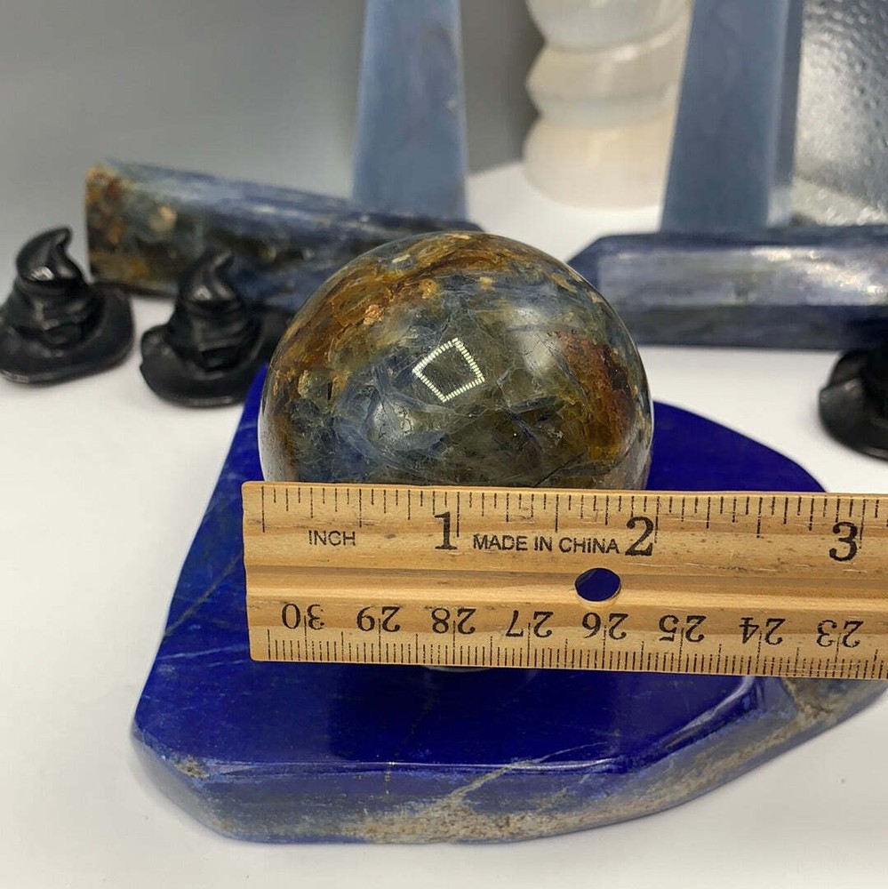 Kyanite sphere I