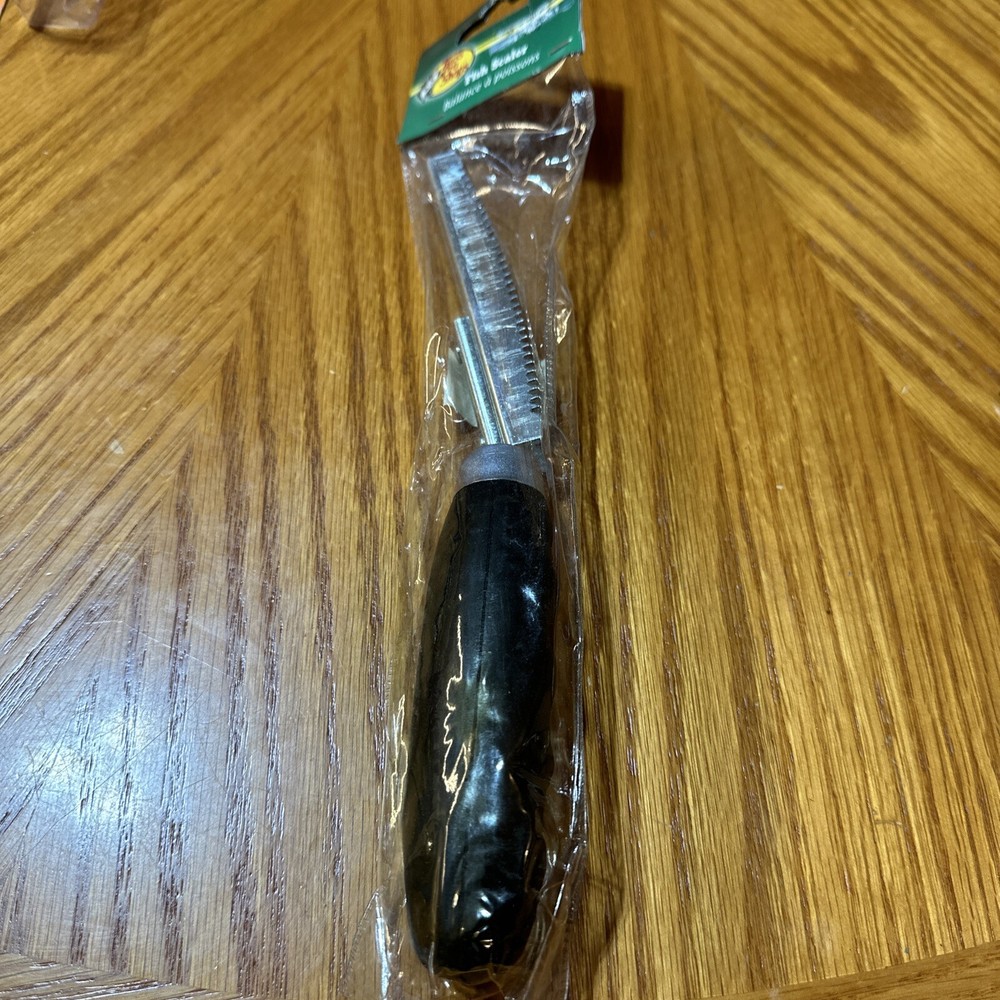 BASS PRO SHOPS FISH SCALER BPRHS NEW