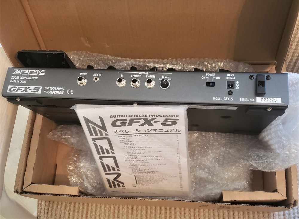 ZOOM GUITAR EFFECT PROSSOR GFX-5