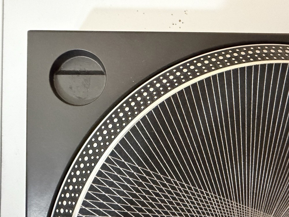 Technics sl-1210mk5 Turntable Black