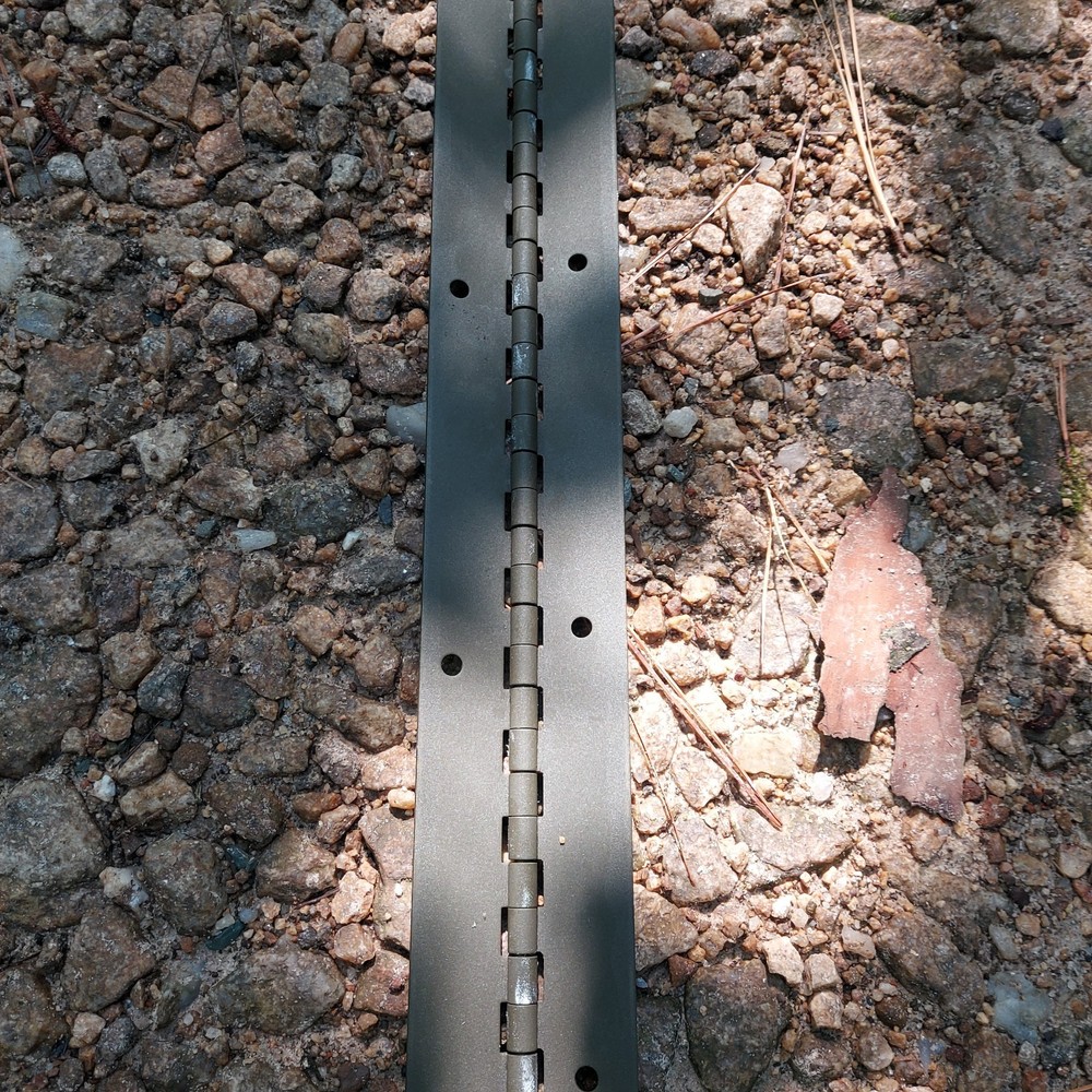 NOS Hinge FMTV? / 12442051