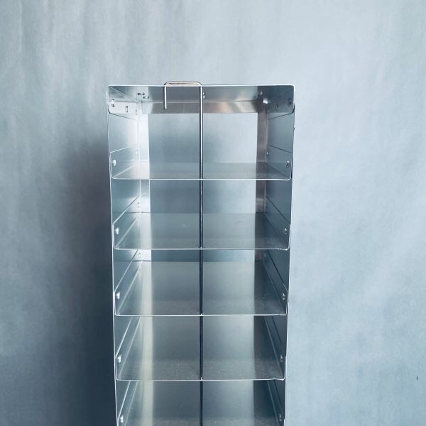 Vertical Freezer Rack 13 Place with Locking Rod Single Handle for 2 in. Boxes