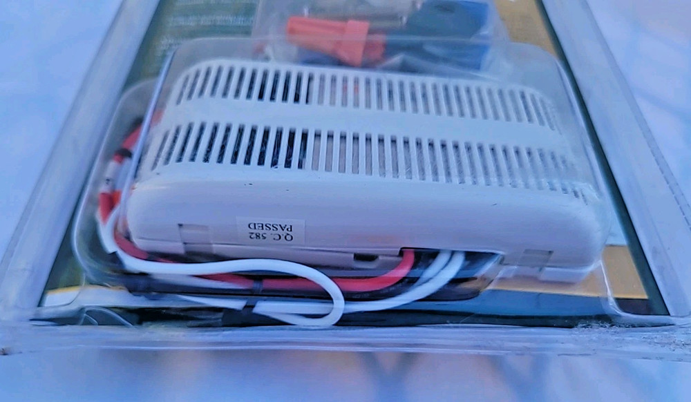 Hunter 27185 Ceiling Fan & Light Remote Control - White