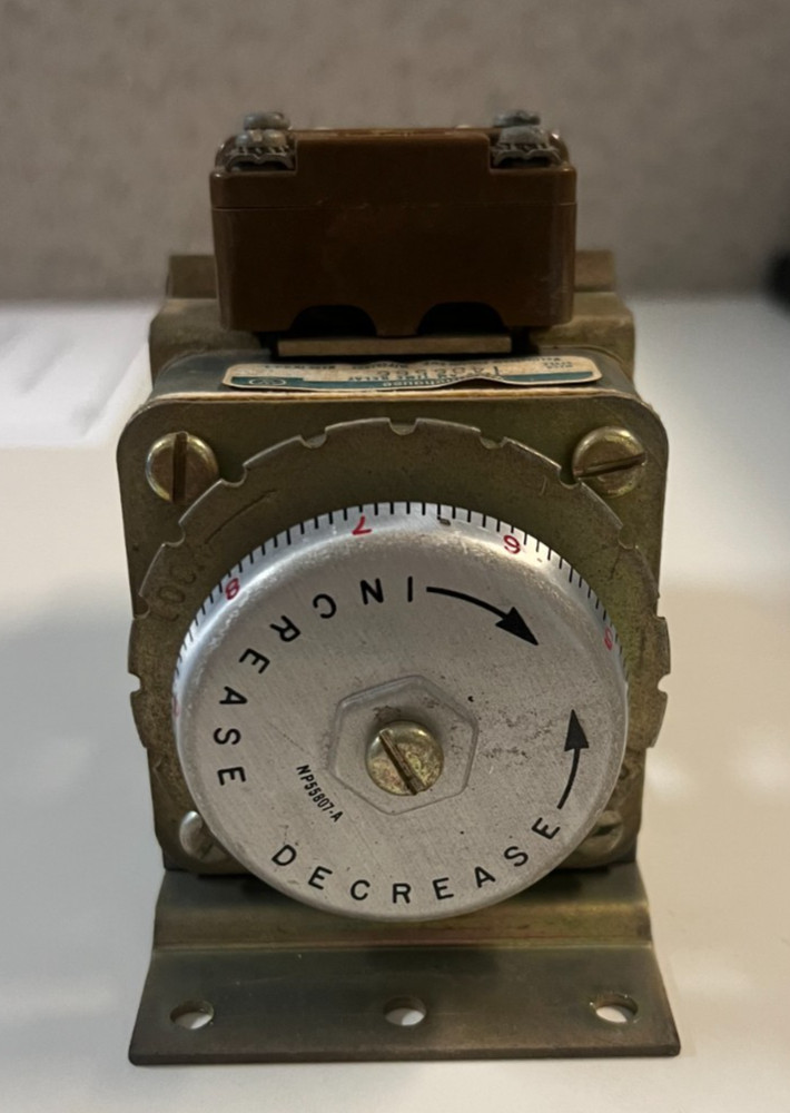 Westinghouse Type AM Time relay 1486566