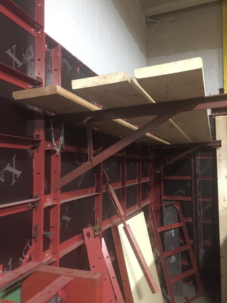 Scaffold Bracket for Symon's Style Concrete Form System