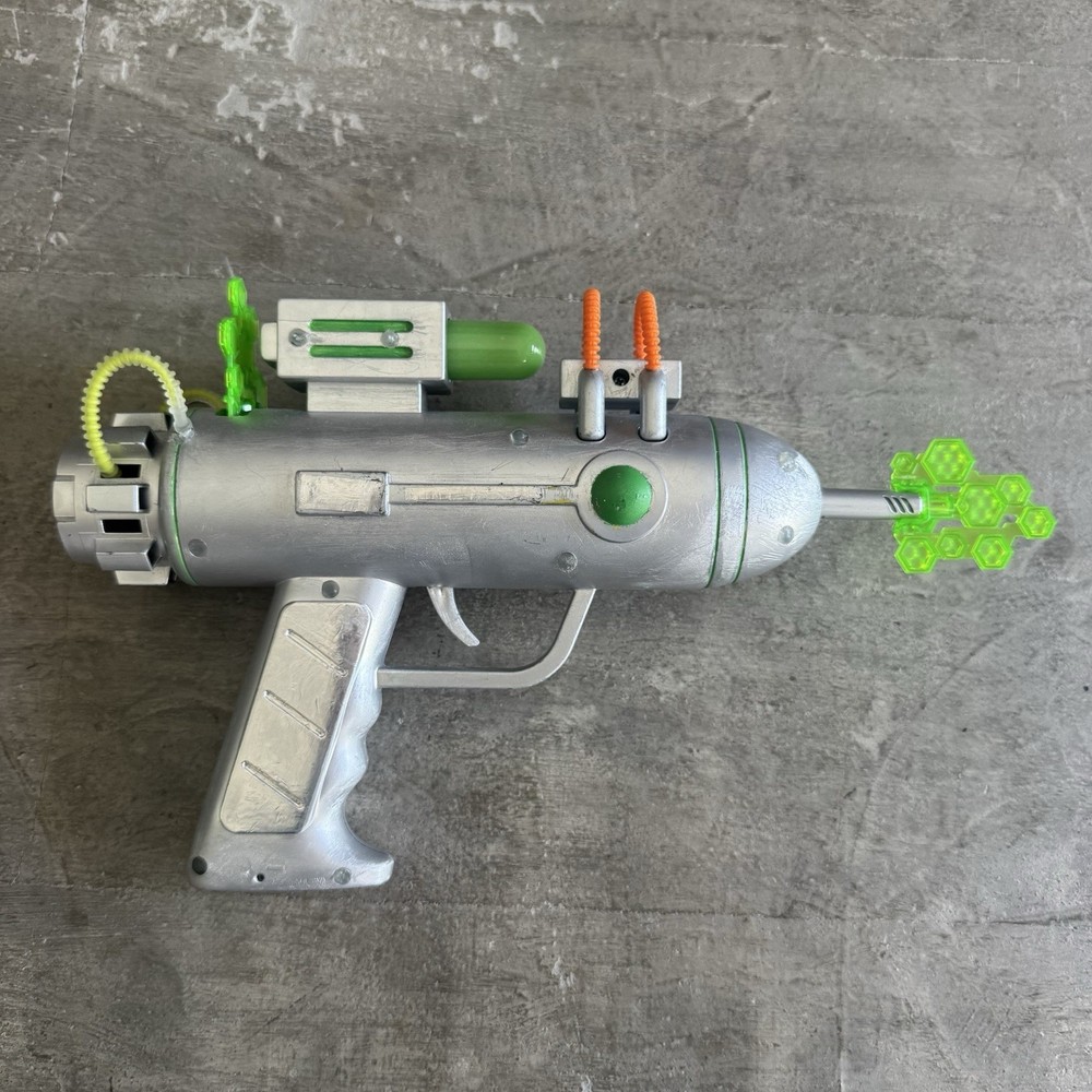 Custom Alien Ray Gun Blaster Space Atomizer With Lights Sounds Painted Halloween