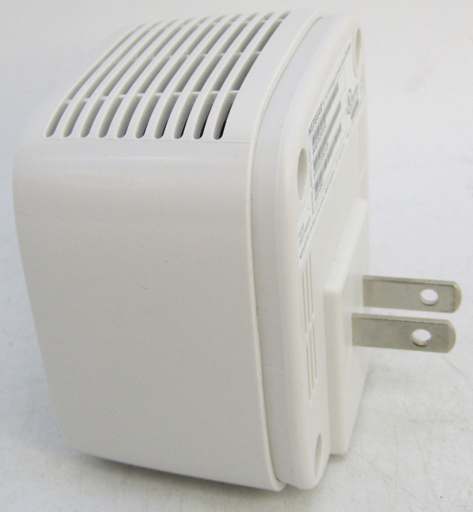 Netgear, Wi-Fi Range Extender EX2800. NIB.