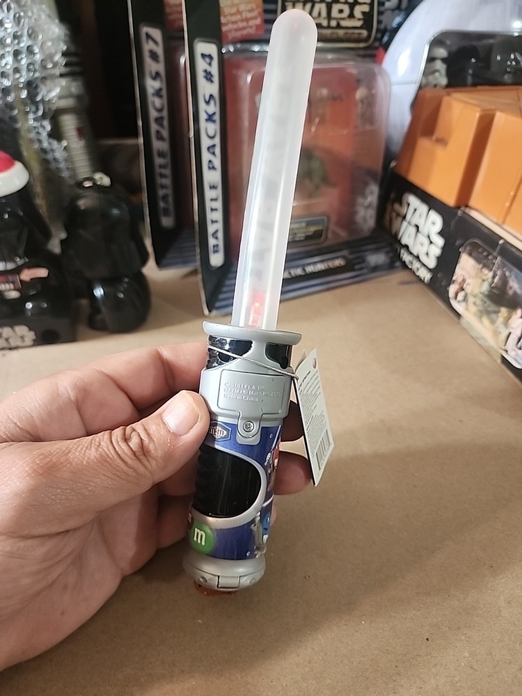 Star Wars M&Ms Light Up Light Saber Candy Dispenser (Red)