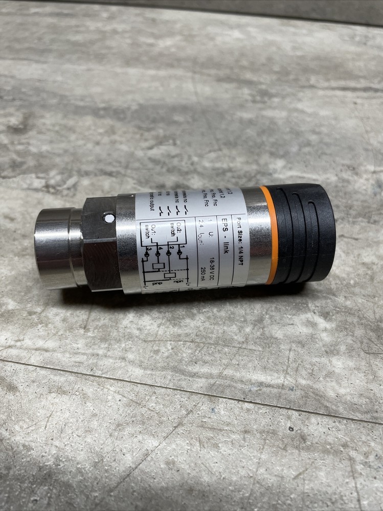 IFM PN7204 Pressure Sensor / Transmitter With Display, Lightly Used
