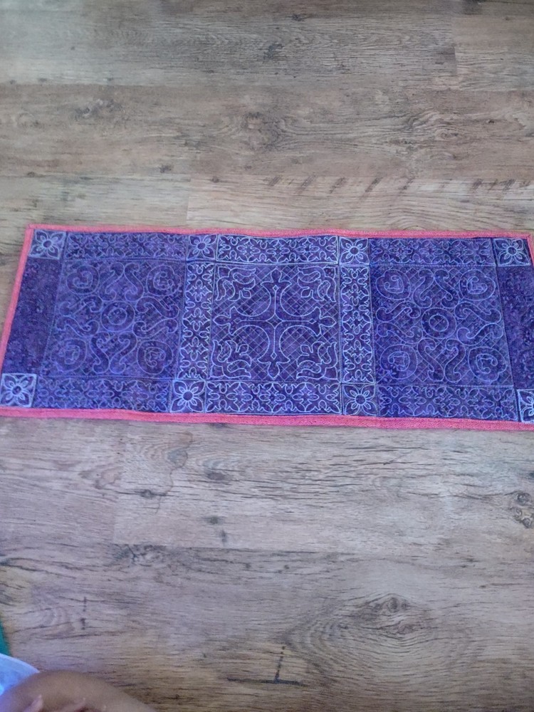 Handmade Machine Quilted Table Runner Reversible Celtic Cross Purples 12x32"