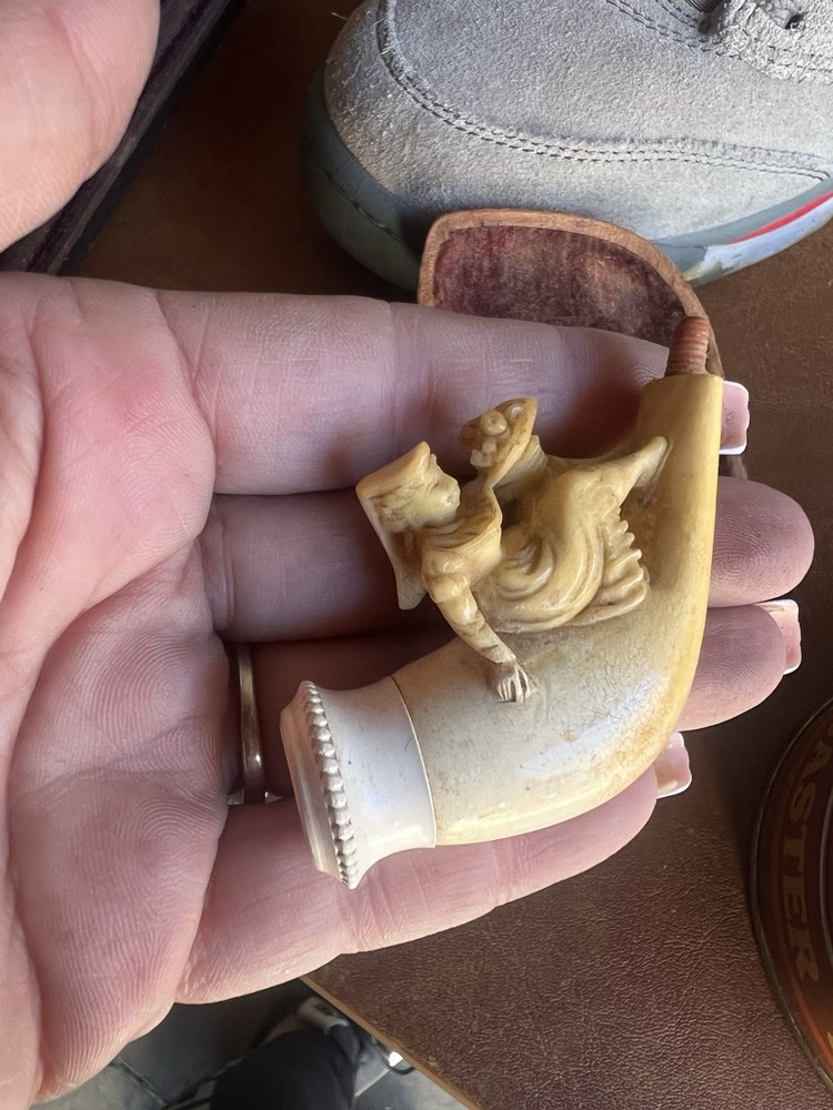 VINTAGE PIPE