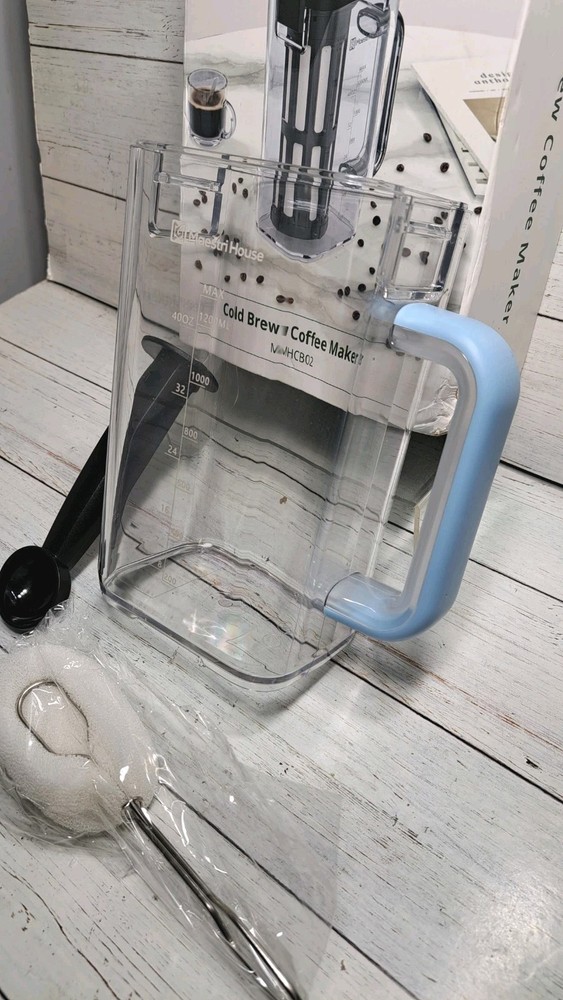 Compact Cold Brew Coffee Maker, 40oz Iced Tea and Coffee Maker Brewer Missing