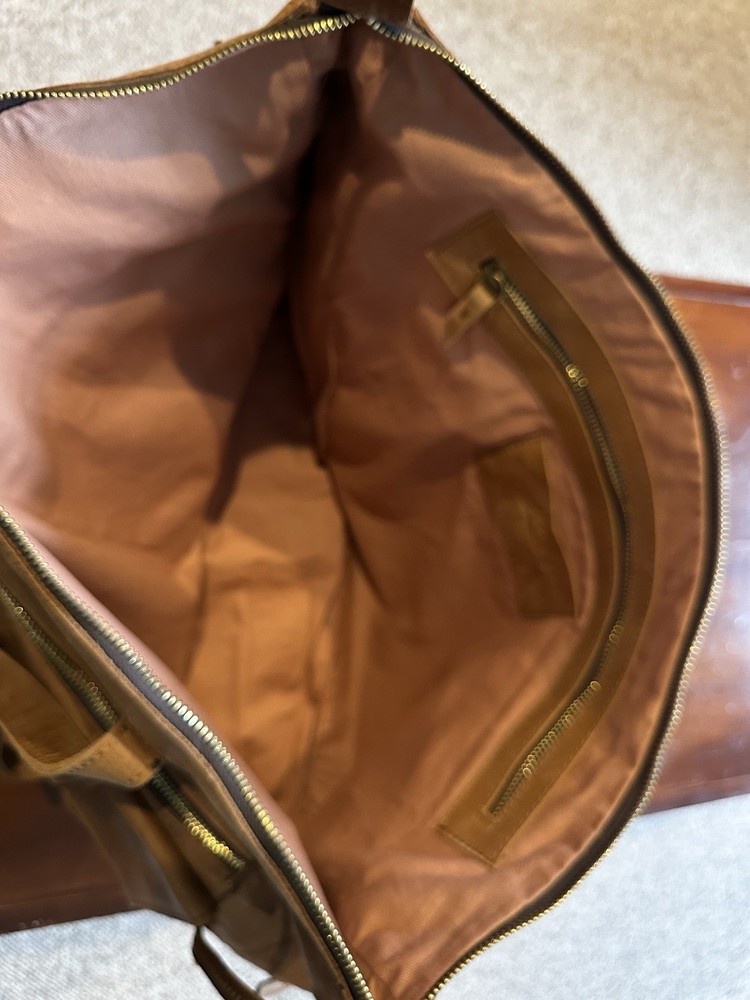 Raven & Lily Leather Weekender Bag