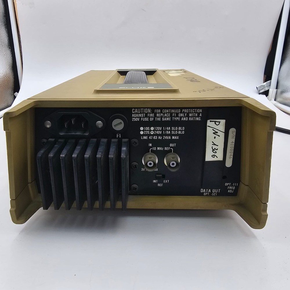 Fluke 7220A Frequency Counter, 1.3 GHz